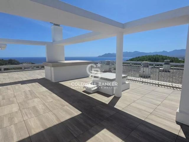 Penthouse Vue mer Panoramique 77m² Cannes la Bocca