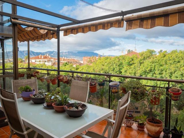 Penthause dúplex con solarium privado de 41 m2 en Teatinos –. 155m² Málaga