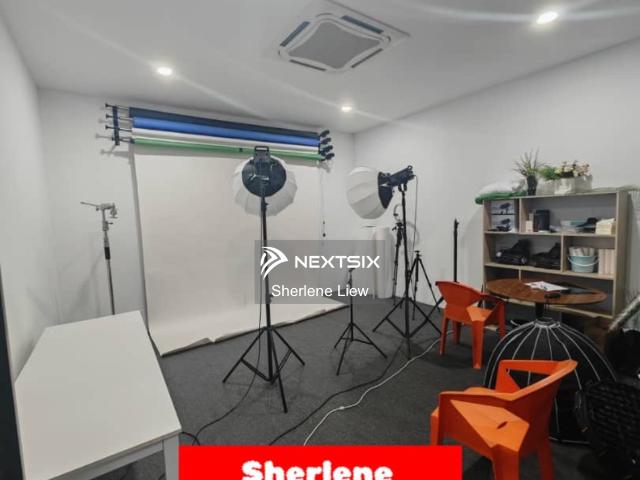 Penang Gelugor @ Quaywest Residence Condominium For Rent
