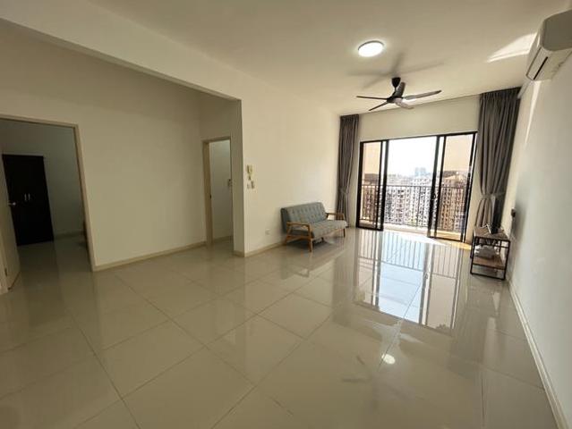 Penang Sungai Ara Senzvilles 1080sf 2 Car Park Ready To Move In