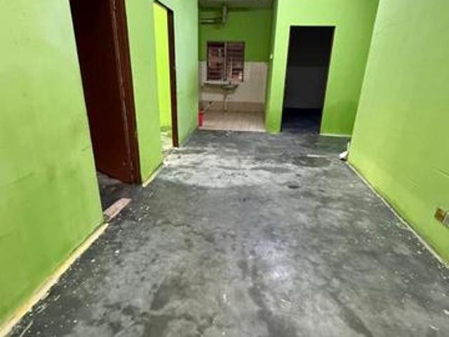 Pendamar Indah 2 Flat Corner Unit 105 Full Loan Cash Back KLANG