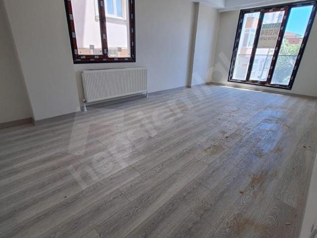 PENDİK ÇAMÇEŞME'DE SATILIK 2+1SIFIR DAİRE İSKANLI KAT MÜLKİYETLİ