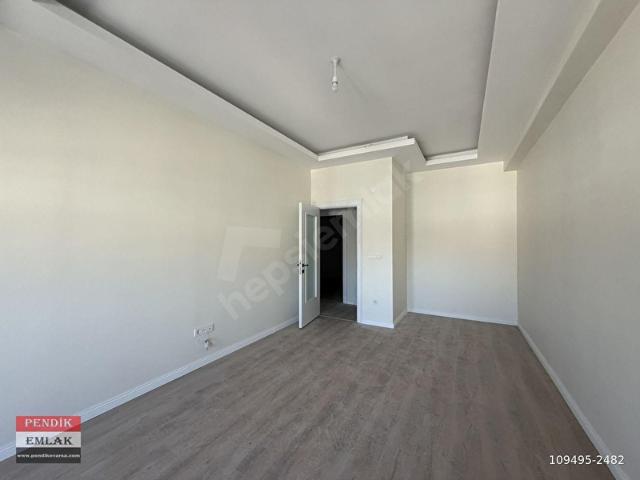 PENDİK BATI MAHALLESİ'NDE, BURHAN TOPRAK CD. SATILIK 3+1 DAİRE