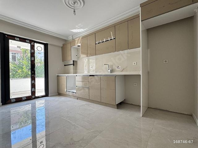 PENDİK FEVZİ ÇAKMAK MAH 3+1 GENİŞ METROYA E5'E YÜRÜME 8200 TL