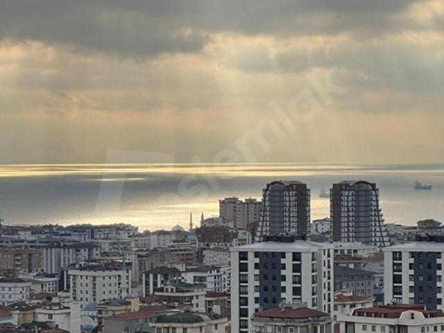 PENDİK ÇINARDERE'DE 2+1 90m2 ARAKATGÜNEY CEPHE SIFIR BİNA