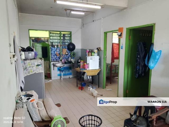 Pending Flat For Sale