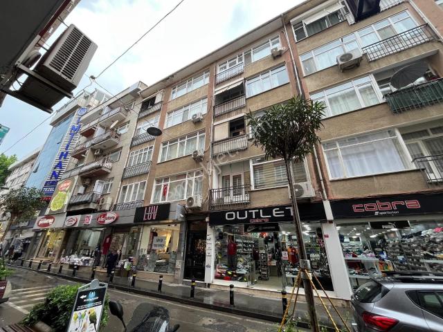 Pendik Çarşıda Masrafsız 3+1 Satılık Daire