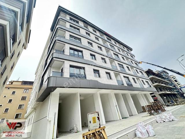 Pendik Burhan Toprak Cad. Üzerinde Sıfır 3+1 Satılık Daire