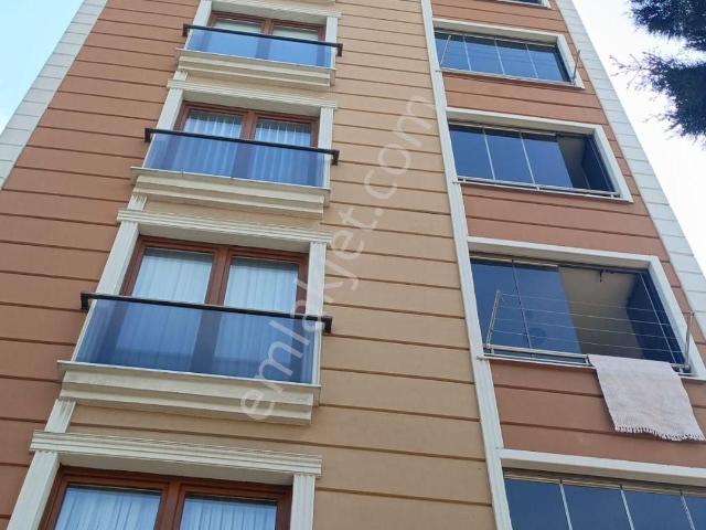 Pendik Güzelyalı Mah Asansörlü Otoparklı Kiralık 3+1 Lüx Daire