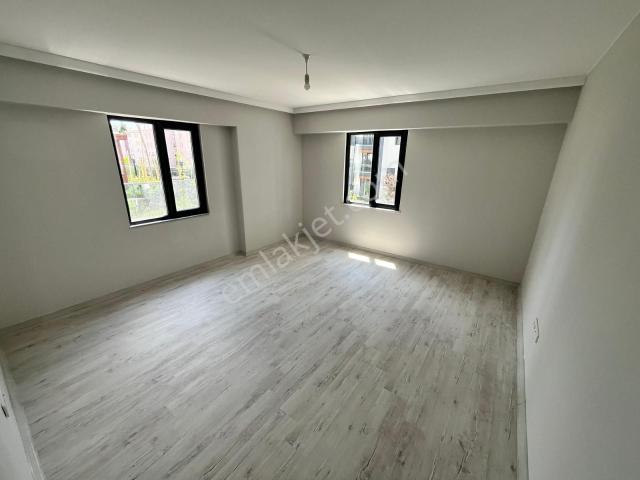 Pendik Doğu Mh Metro Yanı Lüx Site İçinde Sıfır3+1 Kiralık Daire