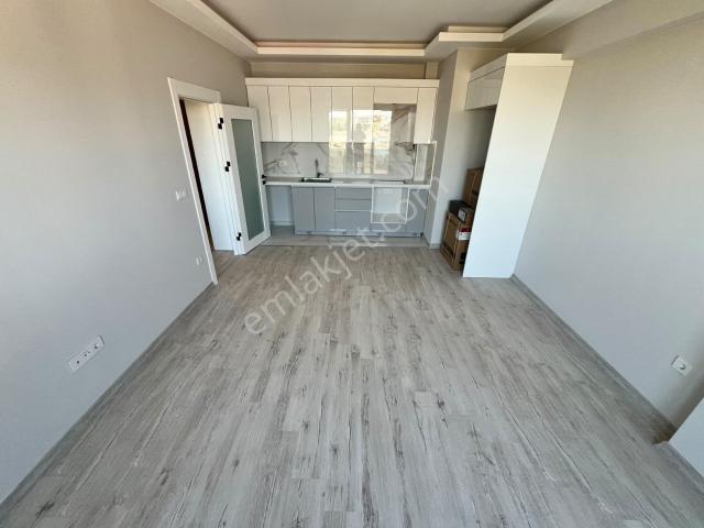 Pendik Doğu Mh Mir Metro Sitesi Metro Yanı Kelepir Fiyat 2+1