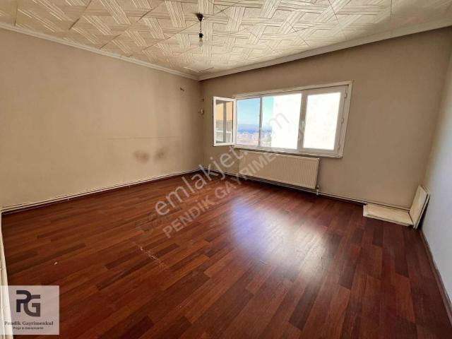 Pendik Dumlupınar Mahallesinde Deniz Manzaralı 2+1 Kiralik Daire