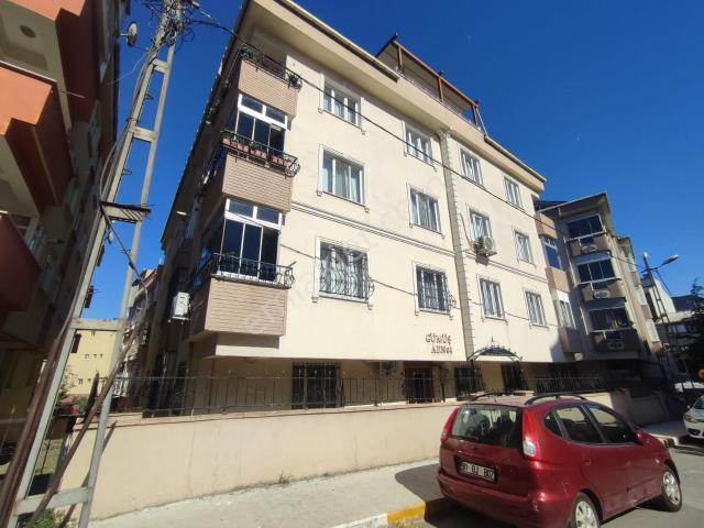 Pendik Esenler Mah. Merkezi Noktada Ara Kat 3+1 Satılık Daire