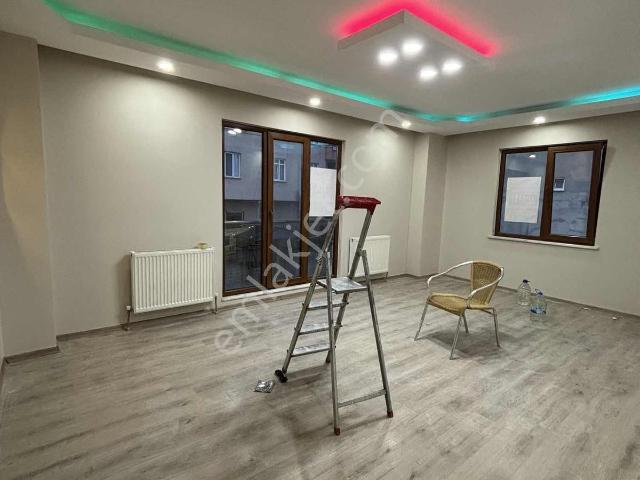 Pendik Kavakpınarda Kiralık Geniş Ve Ferah 3+1 Daire