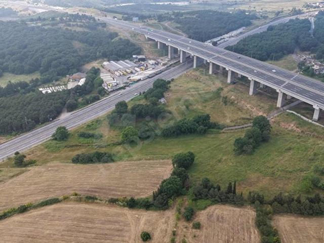 Pendik Kurnada Doğa ile İç İçe,14 Dönüm İçinde 3 katlı Mülk!