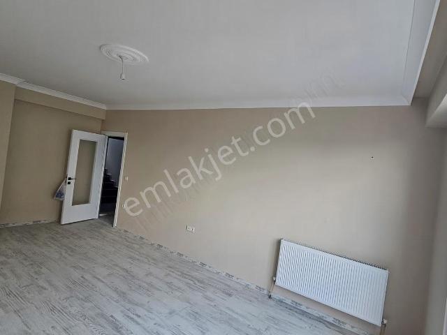 Pendik Kurtköy De Metroya Komşu Satılık 2+1 Sıfır Balkonlu Daire