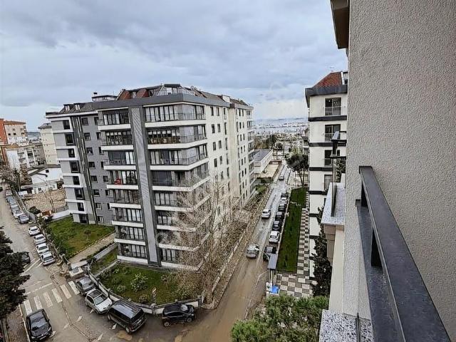 Pendik Nefes Marin Sitesi Satılık Lüks 3+1