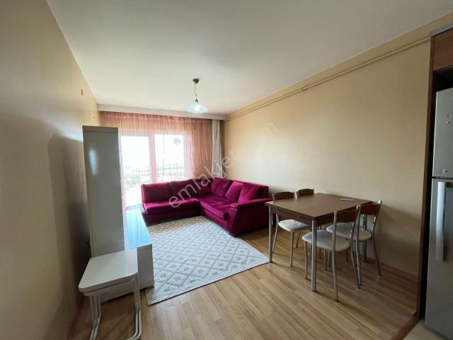 Pendik Yenişehir Dumankaya Trend Sitesi 1+1 Eşyalı Kiralık Daire