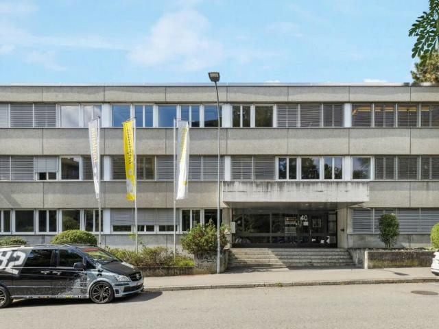 Pendlerfreundliches Büro: Bahnhof in nur 5 Minuten erreichbar