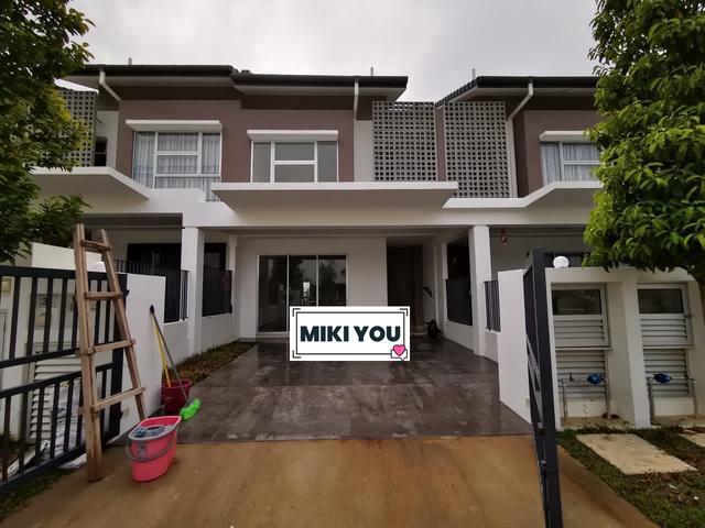 Penduline face open2 storey house for rent bandar rimbayu
