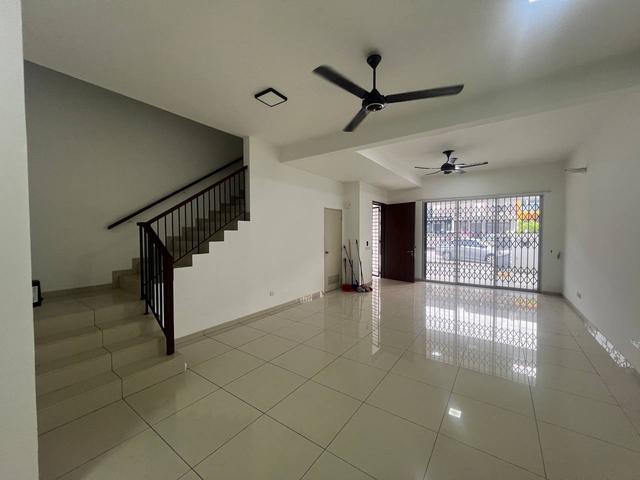 Penduline Rimbayu 2Storey HouseMove In Condition