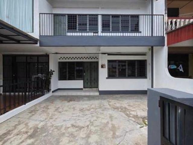 Pengkalan Barat Freehold Double Storey Terrace House