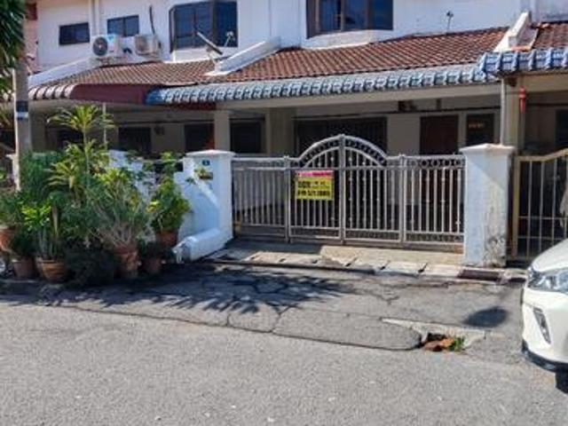 Pengkalan house for sale