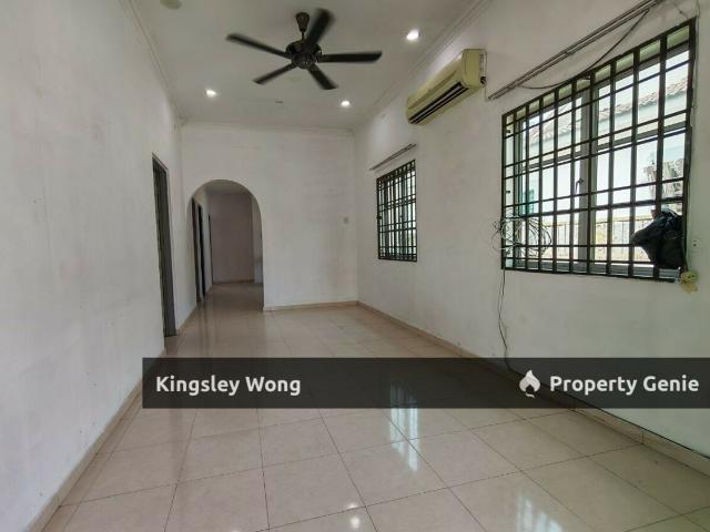 Pengkalan Indah Link Botani Single Storey Inter Corner House Near schools St18 Mall