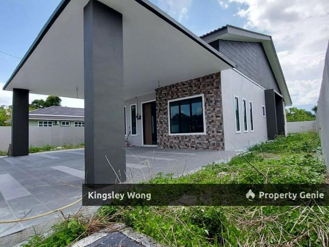 Pengkalan Lahat New Single Storey Bungalow Land saiz 45' x 90 4 bedrooms 4 bathrooms Aeon Station 18 Econsave Lotus
