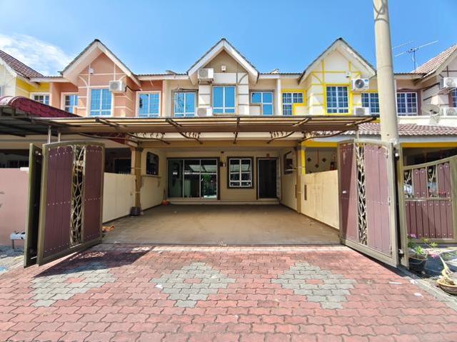 Pengkalan Station 18Movein Ready Renovated HouseNear Aeon St18
