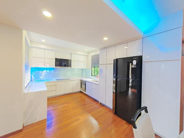 Penhill Perdana Fully Renovated Corner Unit 2 Car Park Air Itam
