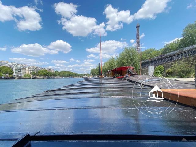 Péniche rénovée avec hauteur sous plafond 90 m2 Paris 90m² Paris 15ème