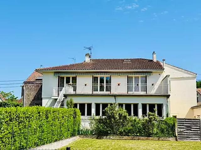 Penne d'Agenais 47140 Achat / Vente maison 7 pièces t7 au dernier étage