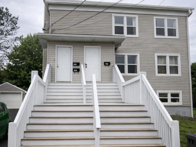 Pennington ~ Cozy West End 1 Bedroom Flat!