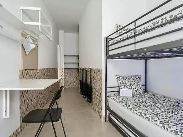 Pensión/Hostal en venta en Calpe / Calp, Alicante Costa Blanca