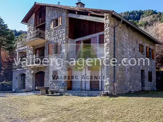 Péone 06470 Achat / Vente maison 5 pièces t5