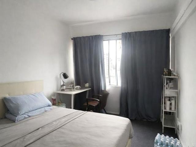 People's Park Complex D1, Apartment