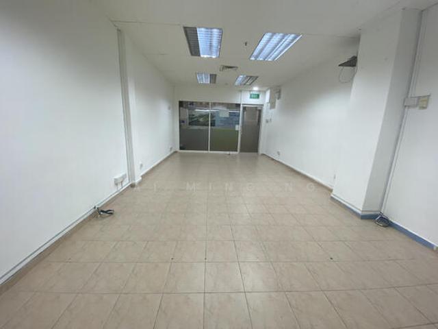 People's Park Centre Mall Shop For Sale, $1,100,000355 sqft $3,099.00 psf