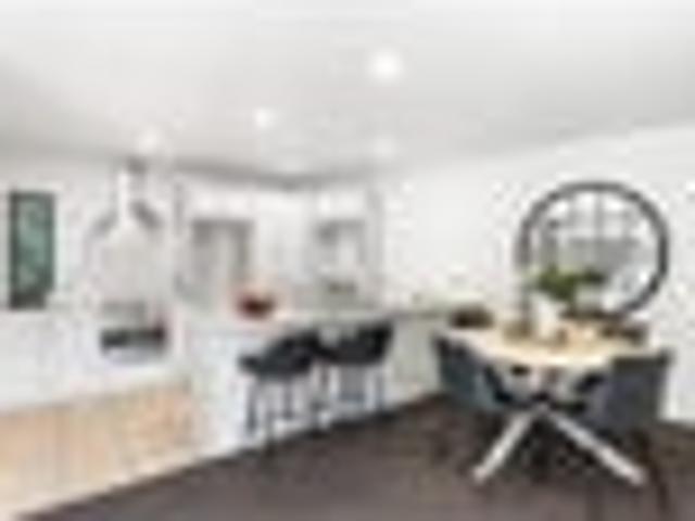 Peaceful Bushside Living in the Heart of Albany