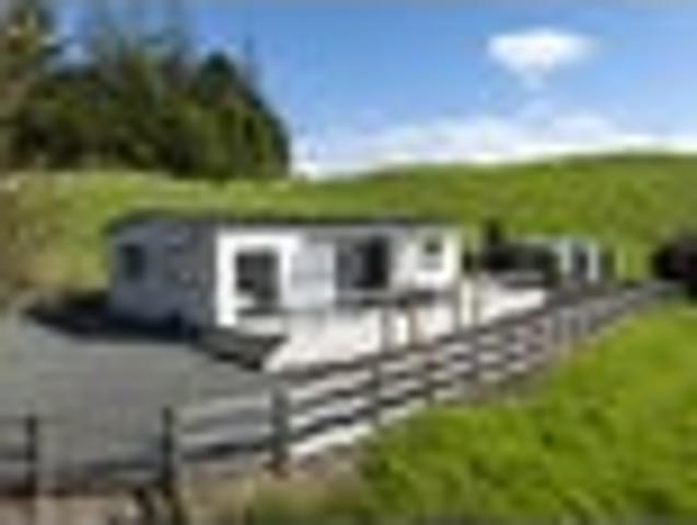 PEACEFUL LIFESTYLE PROPERTY WITH VIEWS