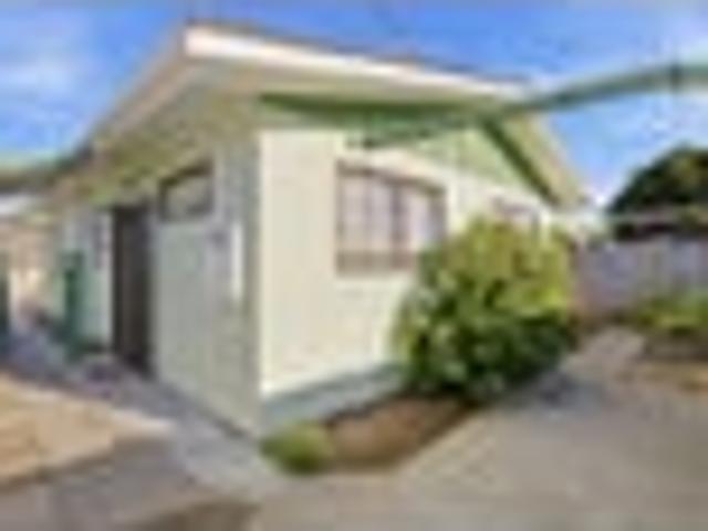 Peaceful, private and perfect for downsizing!