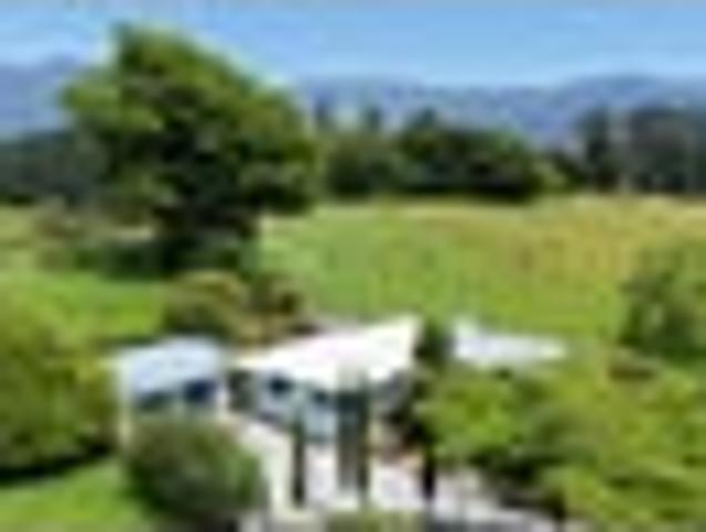 PEACEFUL RURAL LIVING