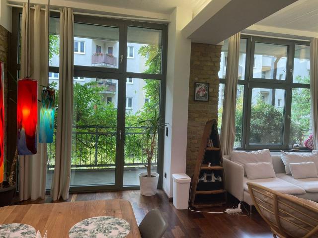 Peaceful & spacious apartment in Lichtenberg, Berlin Amsterdam Apartments for Rent