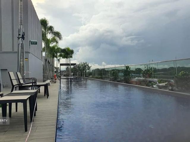 Peak Residence D11, Condominium