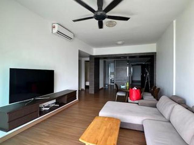 Peak Vista A Furnished Likas Condominium KK