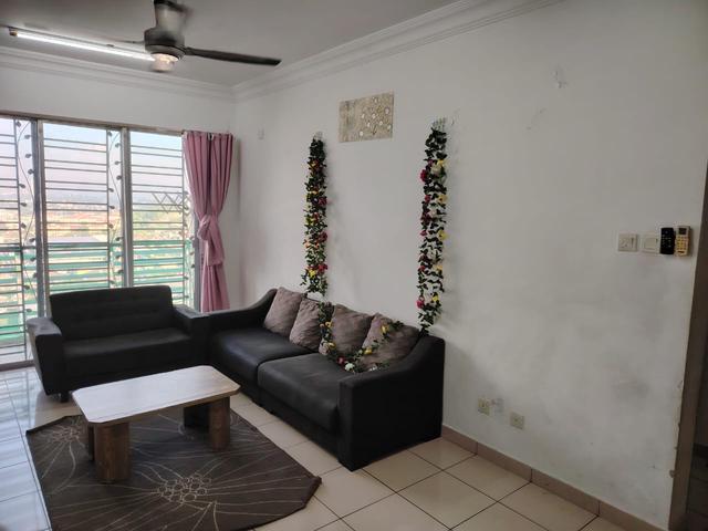 Pearl Avenue Condo Sungai Chua Kajang 3R2B partly furnish unit