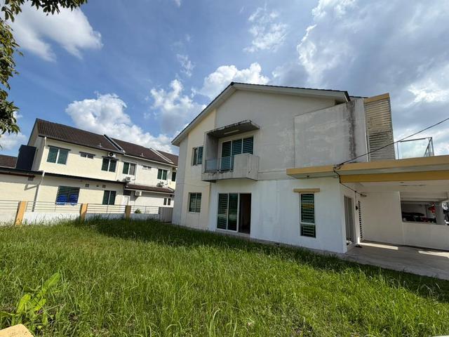 Pearl Indah Corner Unit 4000sqft Nice Unit At Tasek Mutiara