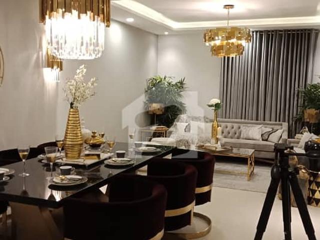 Pearl One Fully Furnished Luxury Apartment Gulberg III Flat For Sale