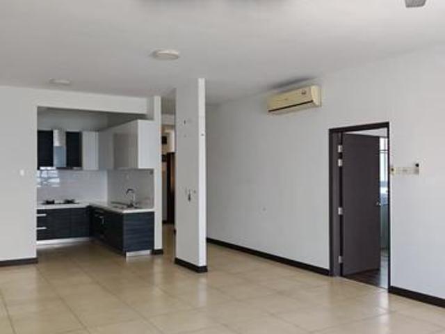 Pearl Regency seaview unfurnished unit
