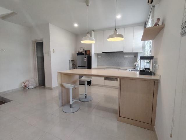 Pearl Residence Townhouse Bandar Mahkota Cheras For Sale